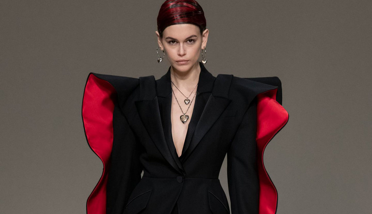 Посвящение Уэльсу: в Париже показали коллекцию Alexander McQueen осень-зима 2020/2021