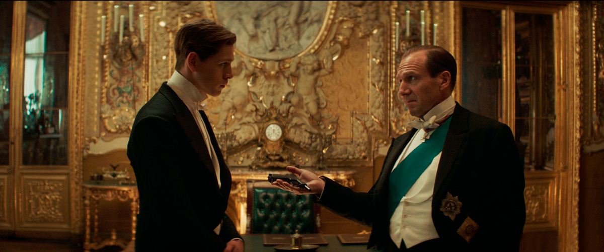 Новый трейлер шпионского боевика «King’s man: Начало» с Рэйфом Файнсом