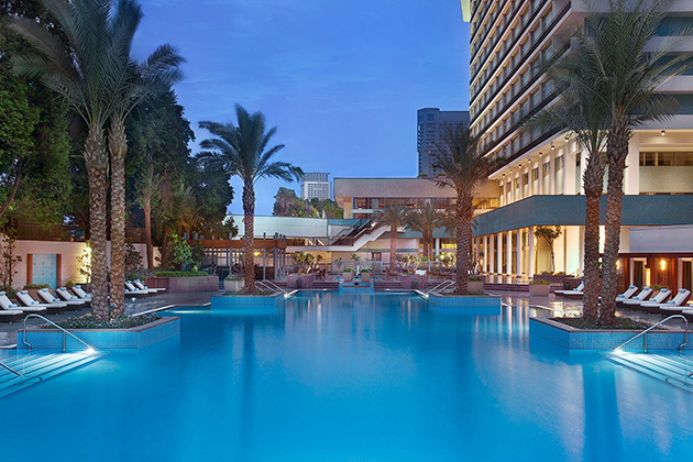 The Nile Ritz-Carlton, Каир