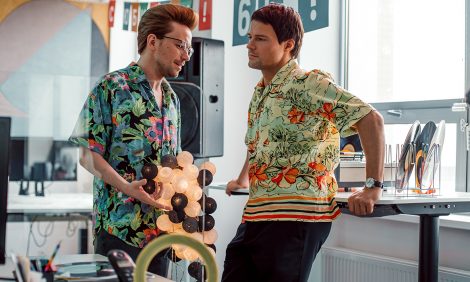 #PostaСериалы: Петров и Козловский — о новом проекте Валерия Тодоровского «Надвое»