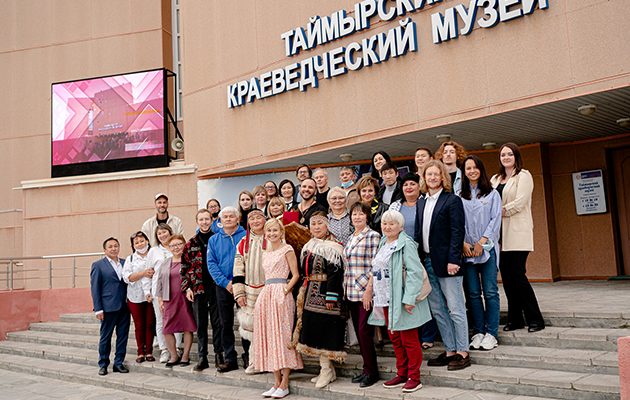 «Сказки Таймыра»: Ингеборга Дапкунайте и Семен Трескунов поддержали коренное население полуострова