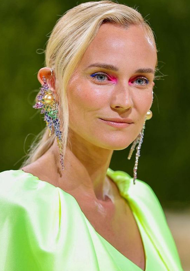 Диана Крюгер в украшениях TASAKI
