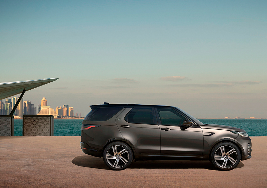 Land Rover представляет новую версию семиместного семейного внедорожника Discovery под названием Metropolitan