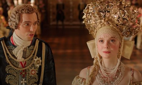 PostaСериалы: новый трейлер второго сезона &laquo;Великой&raquo;