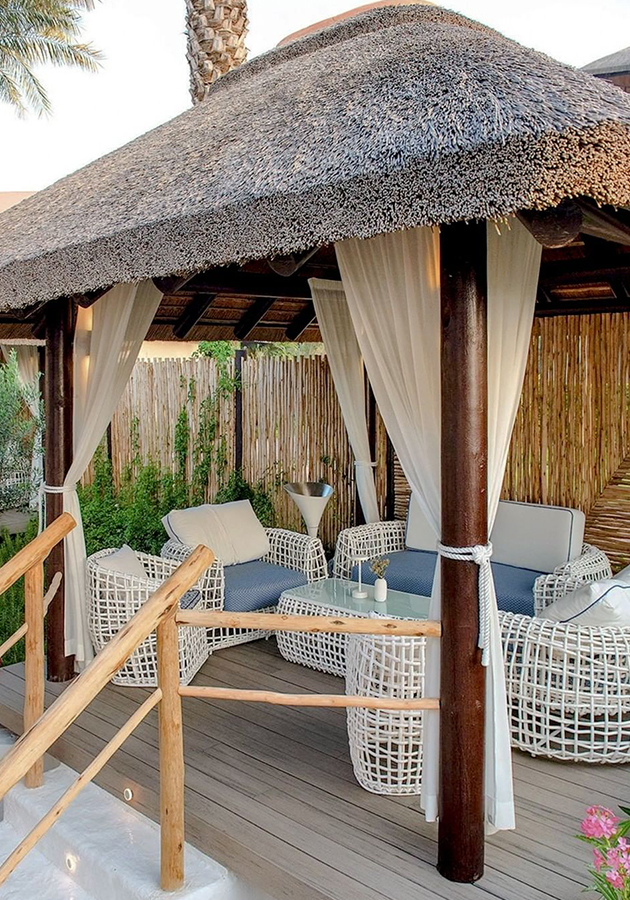 Laguna Lounge — новый пляжный бар на Палм-Джумейре