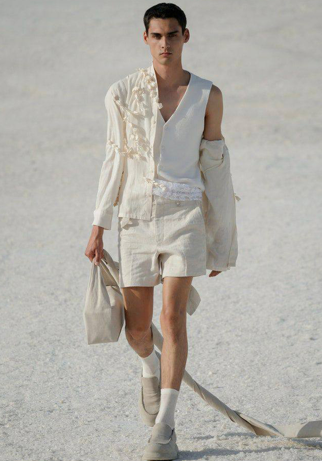 Style Notes: показ коллекции Jacquemus Le Papier в природном парке Камарг на юге Франции