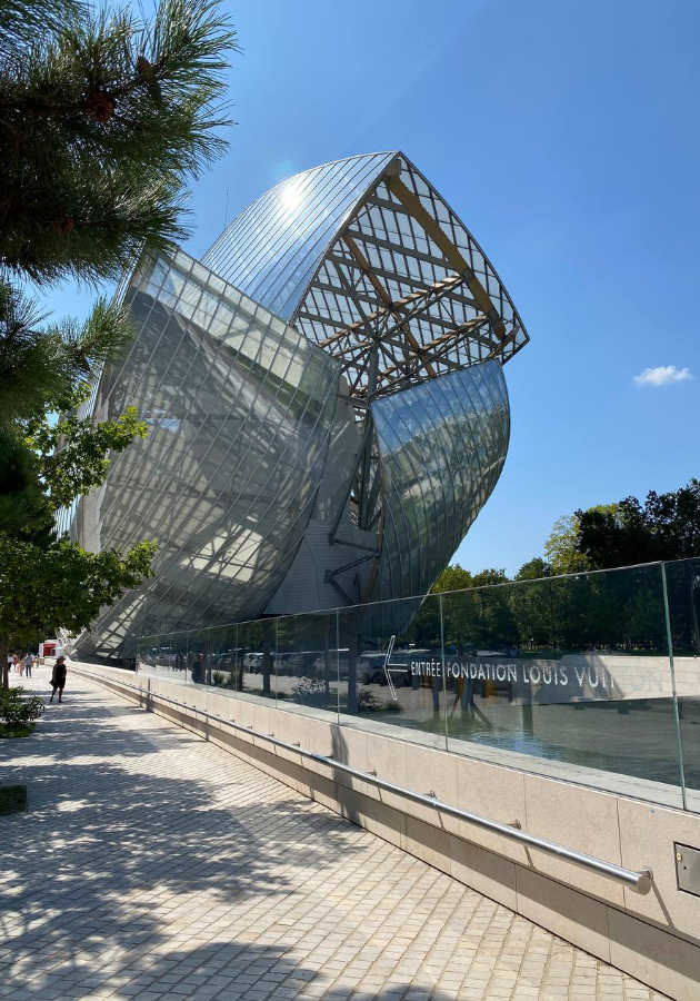Выставка Basquiat x Warhol. Painting four hands в музее Louis Vuitton Foundation в Париже