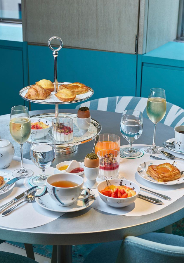Dubai Guide: знаменитое Blue Box Café в стиле Tiffany & Co. открывается в Dubai Mall октябре
