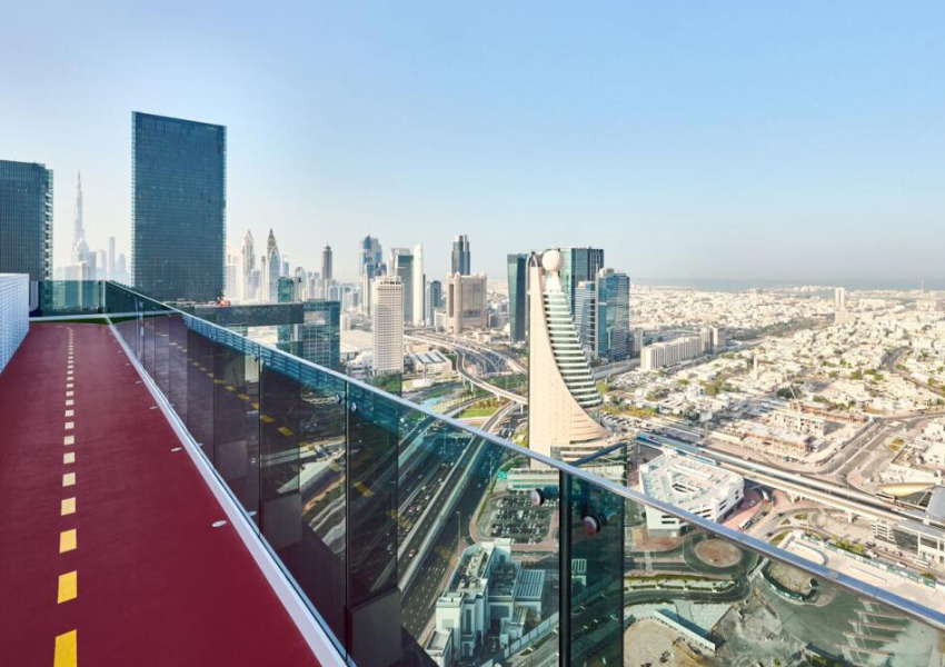 Dubai Guide: самая высокая беговая дорожка — и мировой рекорд Гиннесса