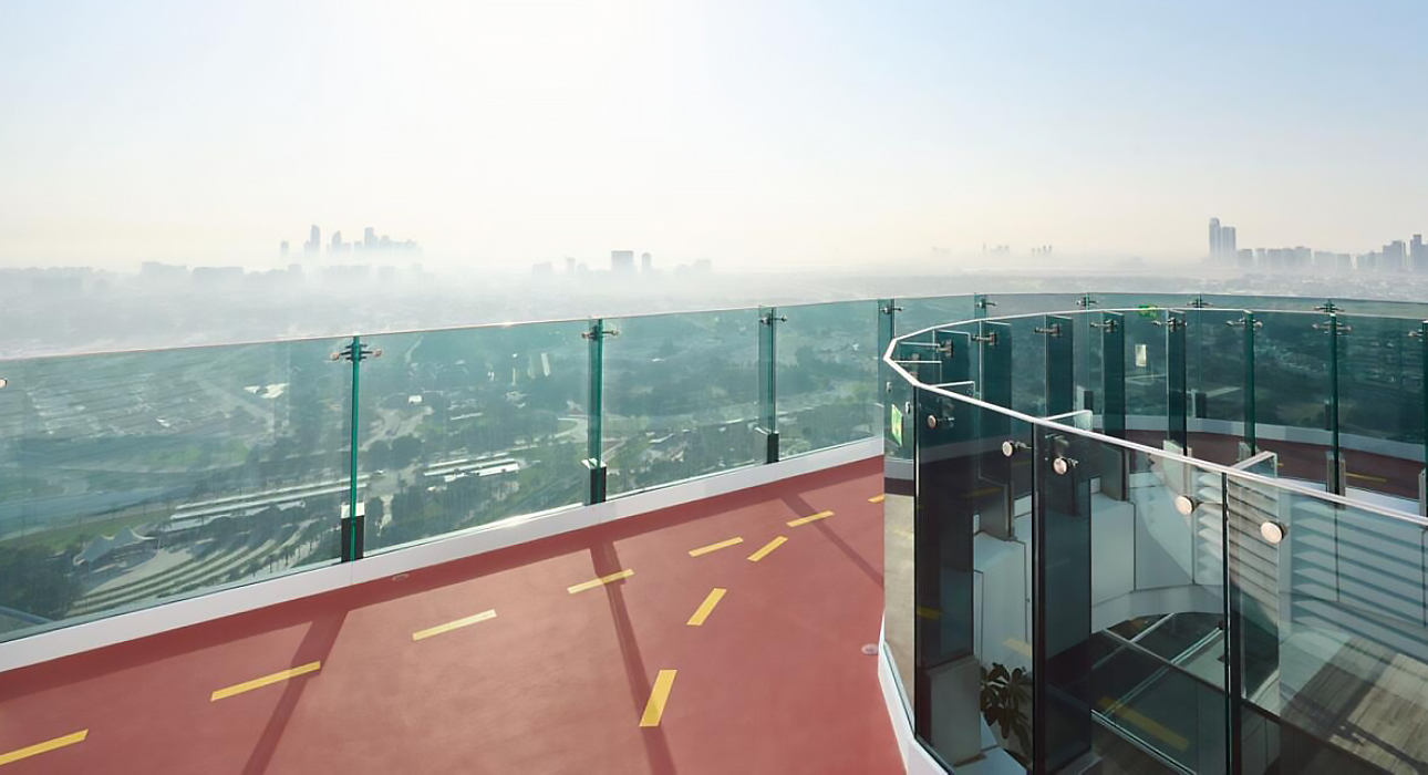 Dubai Guide: самая высокая беговая дорожка — и мировой рекорд Гиннесса