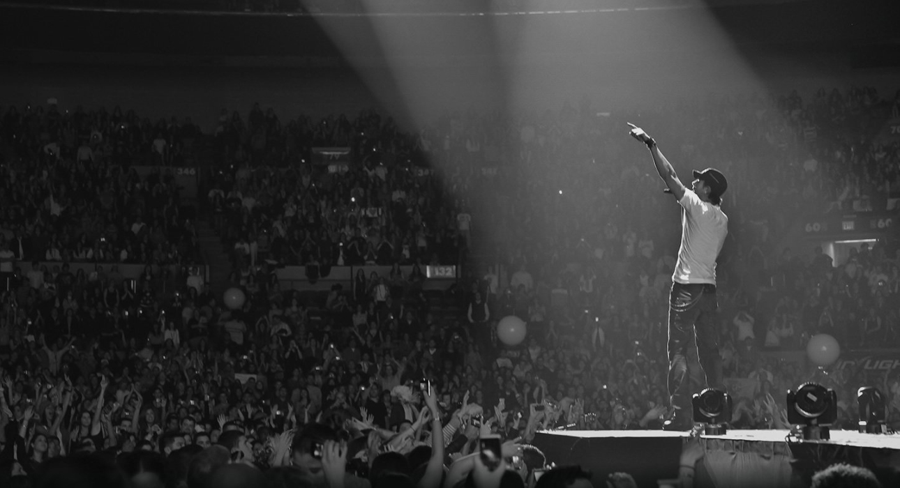 Энрике Иглесиаса выступит в Coca-Cola Arena 13 сентября