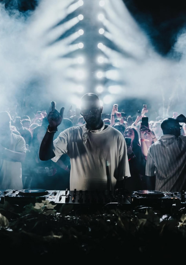 Южноафриканский диджей Black Coffee выступит в Ushuaïa Dubai