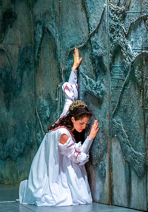 Театр «Санктъ-Петербургъ Опера» покажет новаторскую постановку оперы «Риголетто» в Дубае и Абу-Даби