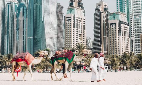 &laquo;В&nbsp;ОАЭ каждый является эмиратцем&raquo;: как власти поддерживают жителей в&nbsp;минуты кризиса